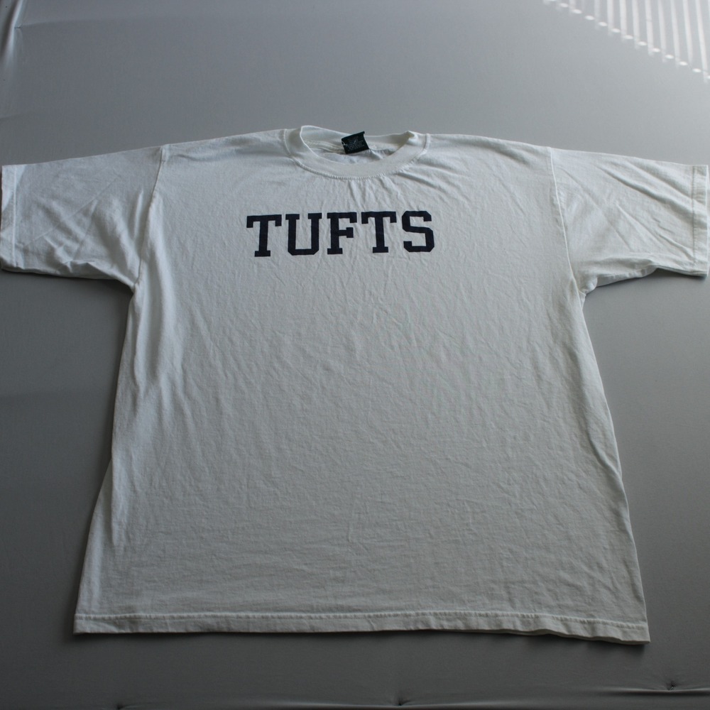 MV Sport Tufts University T-Shirt White Navy Blue Block Letter Logo Mens XL